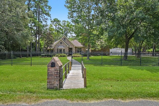 11815 Advance Drive, Houston, TX 77065