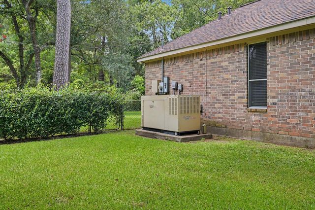 11815 Advance Drive, Houston, TX 77065