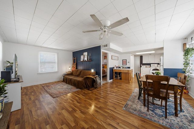 N6566 Elder ROAD, Delavan, WI 53115
