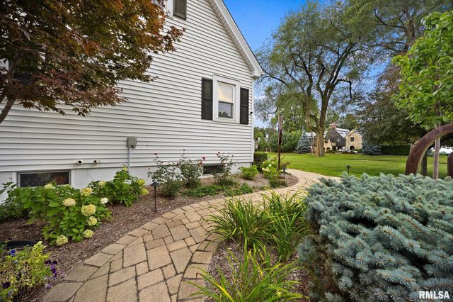 5175 N PROSPECT Road, Peoria Heights, IL 61616