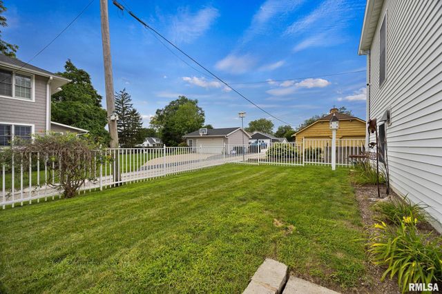 5175 N PROSPECT Road, Peoria Heights, IL 61616