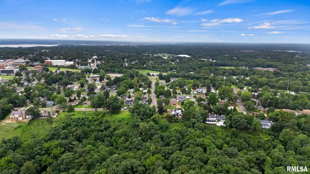 5175 N PROSPECT Road, Peoria Heights, IL 61616