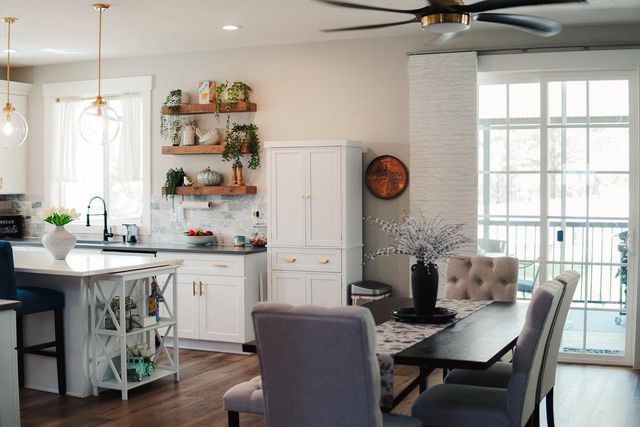 60849 Westview Dr, Nine Mile Falls, WA 99026