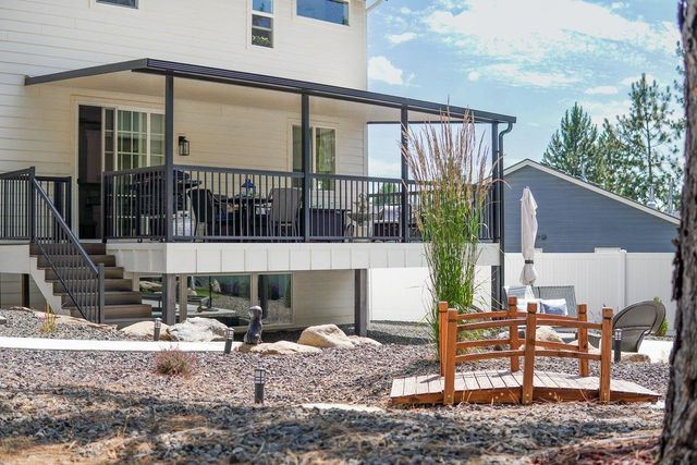 60849 Westview Dr, Nine Mile Falls, WA 99026