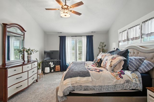 60849 Westview Dr, Nine Mile Falls, WA 99026