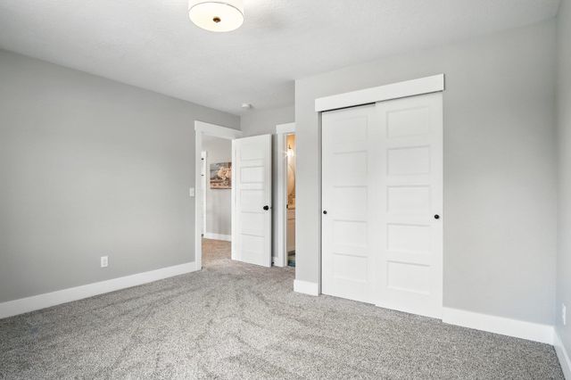 60849 Westview Dr, Nine Mile Falls, WA 99026