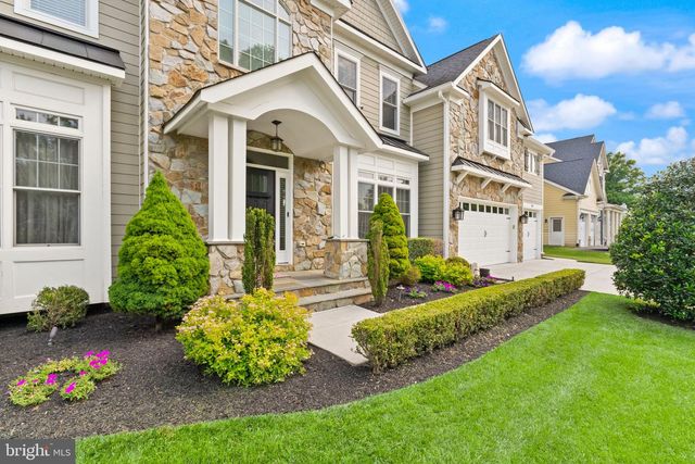 9311 TALISMAN DR, Vienna, VA 22182