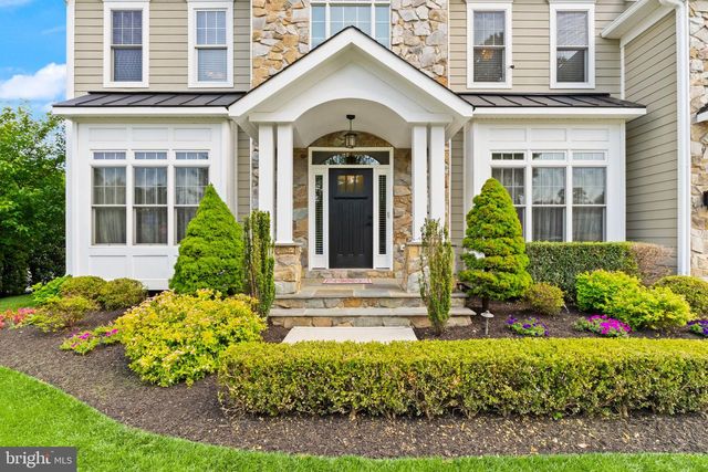 9311 TALISMAN DR, Vienna, VA 22182