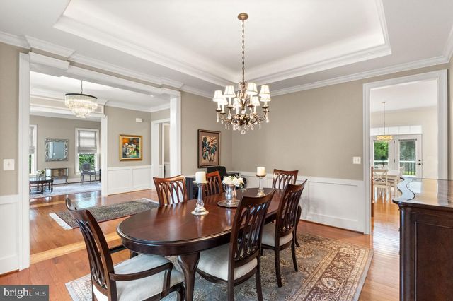 9311 TALISMAN DR, Vienna, VA 22182