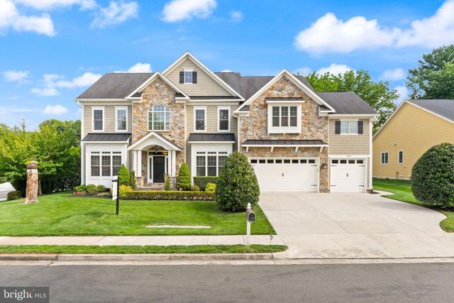 9311 TALISMAN DR, Vienna, VA 22182