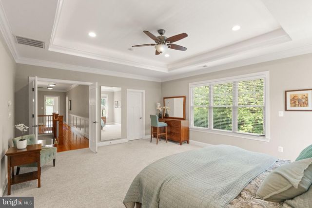 9311 TALISMAN DR, Vienna, VA 22182