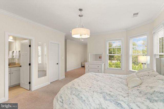 9311 TALISMAN DR, Vienna, VA 22182