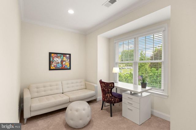 9311 TALISMAN DR, Vienna, VA 22182