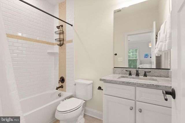 9311 TALISMAN DR, Vienna, VA 22182