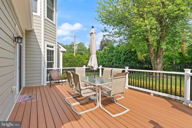 9311 TALISMAN DR, Vienna, VA 22182