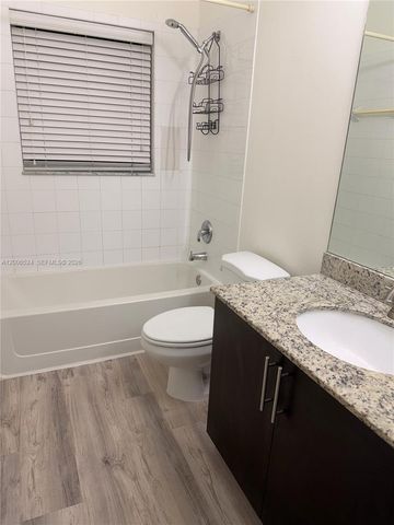 9040 NW 54th Street, Sunrise, FL 33351
