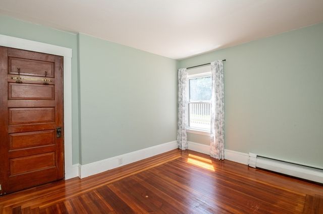 34 Lowell Road, North Reading, MA 01864