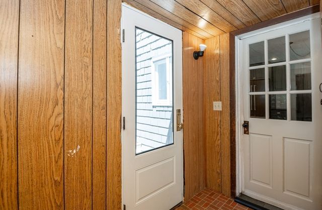 34 Lowell Road, North Reading, MA 01864