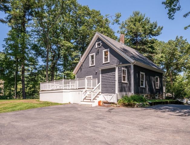 34 Lowell Road, North Reading, MA 01864