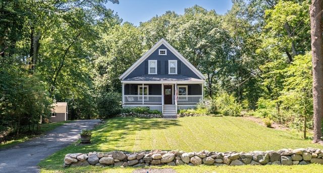34 Lowell Road, North Reading, MA 01864