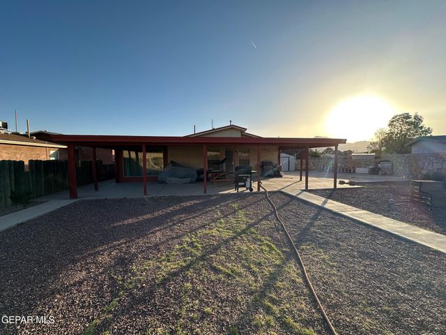 6241 Antelope Court, El Paso, TX 79924