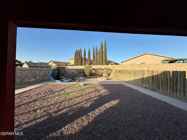 6241 Antelope Court, El Paso, TX 79924