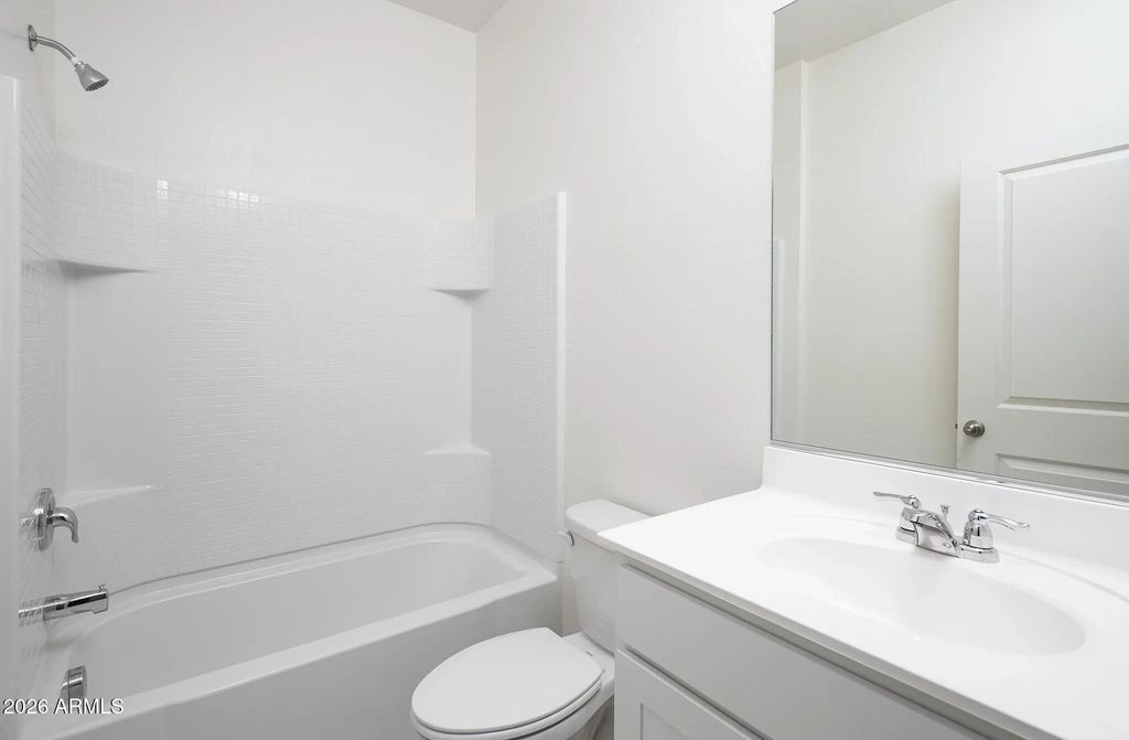 10227 W DEVONSHIRE Avenue, Phoenix, AZ 85037 — photo 2