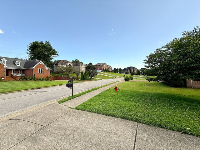 1413 Station Four Ln, Old Hickory, TN 37138