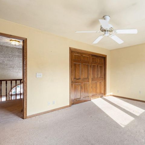 S75W17601 Harbor CIRCLE, Muskego, WI 53150