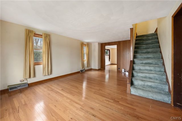 8258 Thompson Road, Cicero, NY 13039