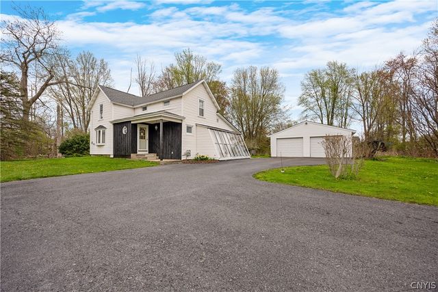 8258 Thompson Road, Cicero, NY 13039