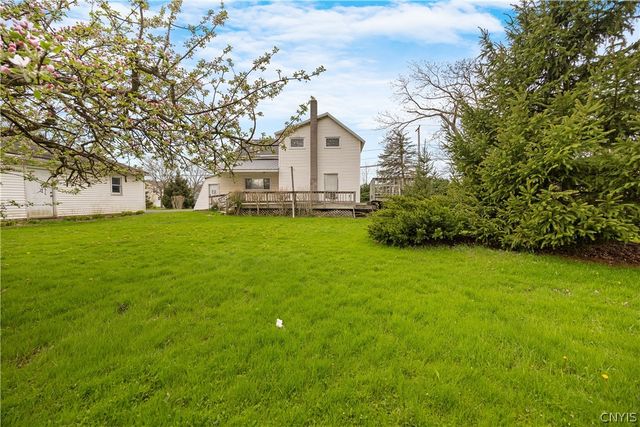 8258 Thompson Road, Cicero, NY 13039