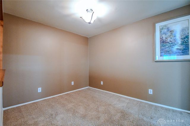 7233 Serpentine Drive, Dayton, OH 45424