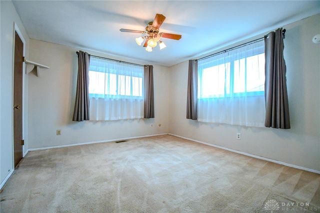 7233 Serpentine Drive, Dayton, OH 45424