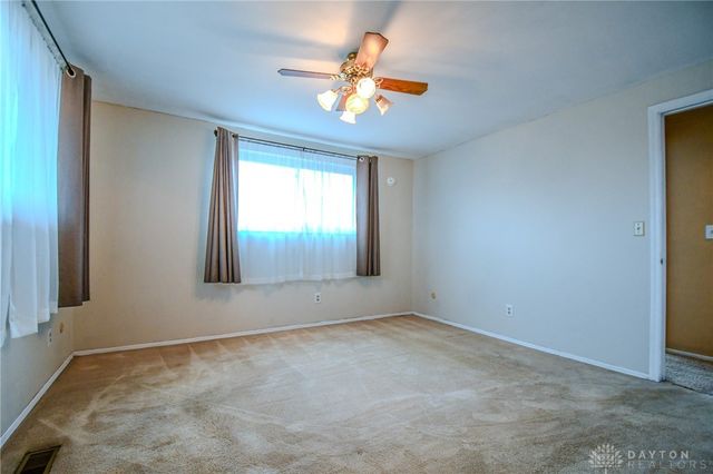 7233 Serpentine Drive, Dayton, OH 45424