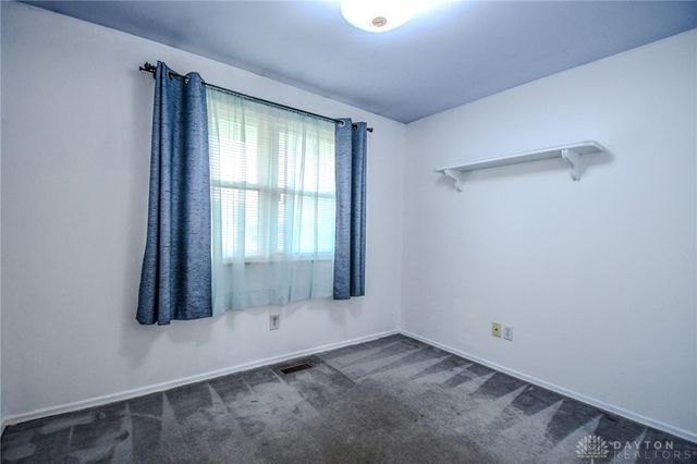 7233 Serpentine Drive, Dayton, OH 45424