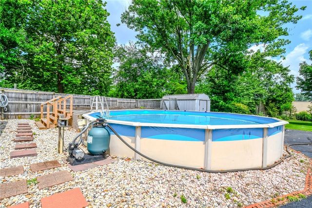 7233 Serpentine Drive, Dayton, OH 45424