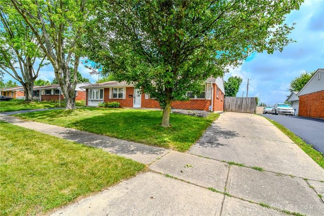 7233 Serpentine Drive, Dayton, OH 45424