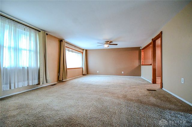 7233 Serpentine Drive, Dayton, OH 45424