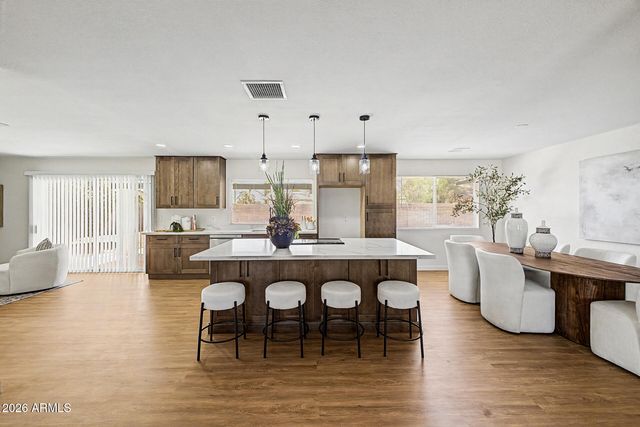 4519 W Paradise Drive, Glendale, AZ 85304