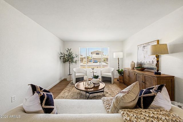 4519 W Paradise Drive, Glendale, AZ 85304
