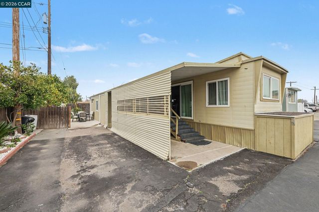 75 E Bolton Rd 29, Oakley, CA 94561