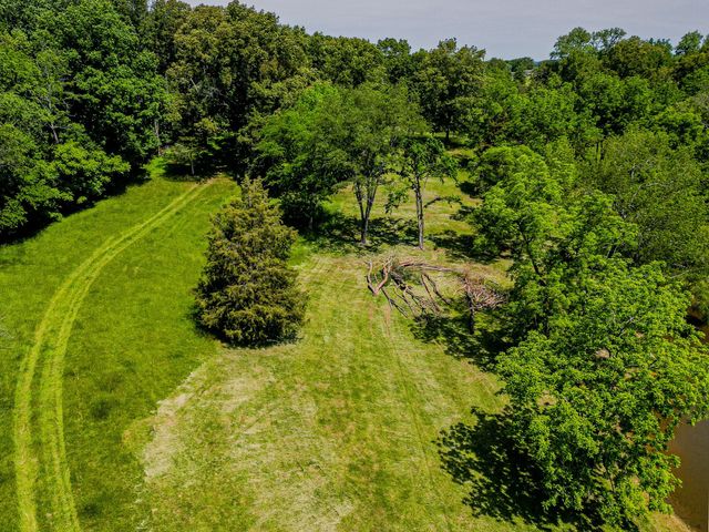 3 Valley Rd, Springfield, TN 37172