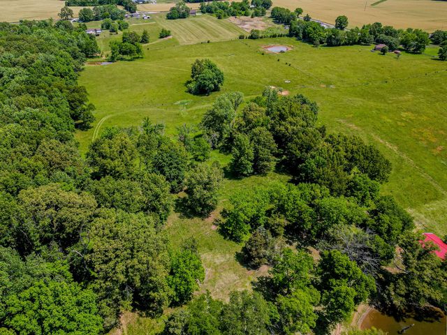 3 Valley Rd, Springfield, TN 37172