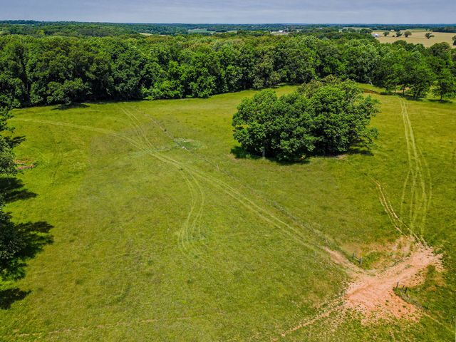 3 Valley Rd, Springfield, TN 37172