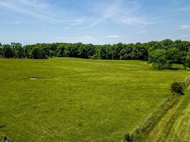 3 Valley Rd, Springfield, TN 37172