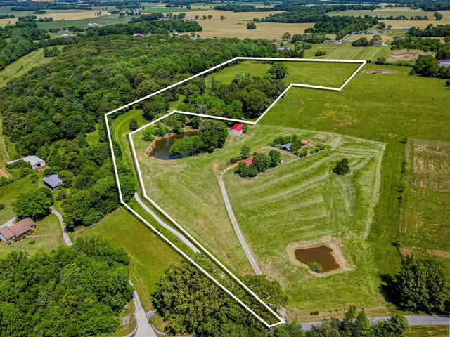 3 Valley Rd, Springfield, TN 37172