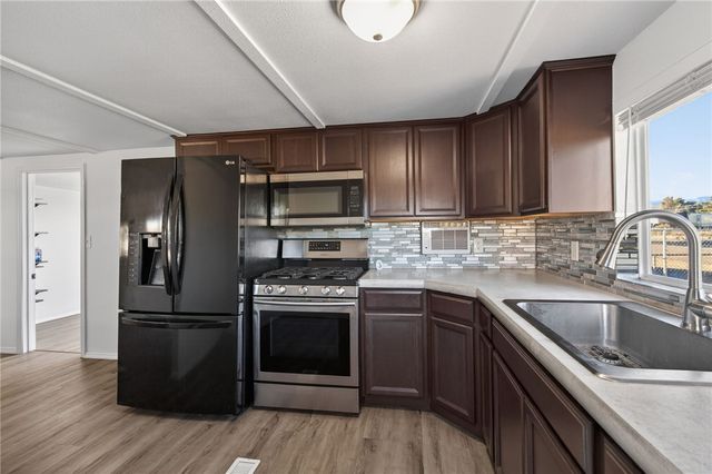 3150 E Potter Avenue, Kingman, AZ 86409