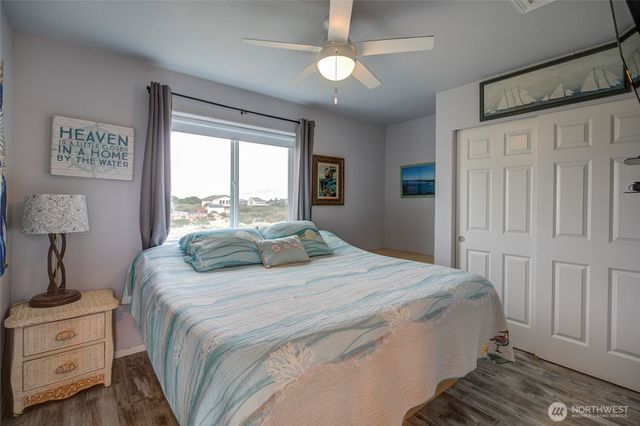 1120 Ocean Shores Boulevard SW, Ocean Shores, WA 98569