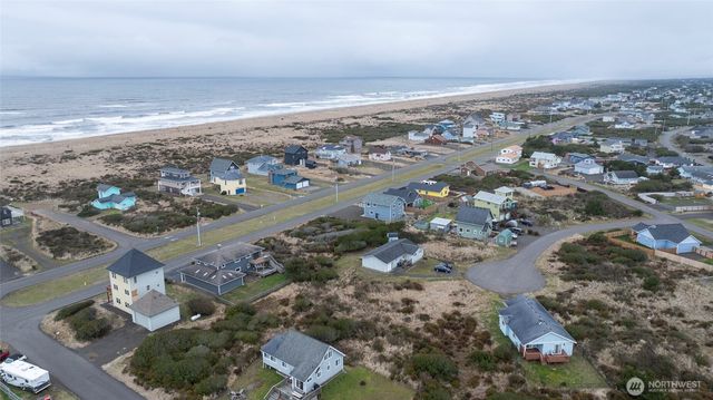 1120 Ocean Shores Boulevard SW, Ocean Shores, WA 98569